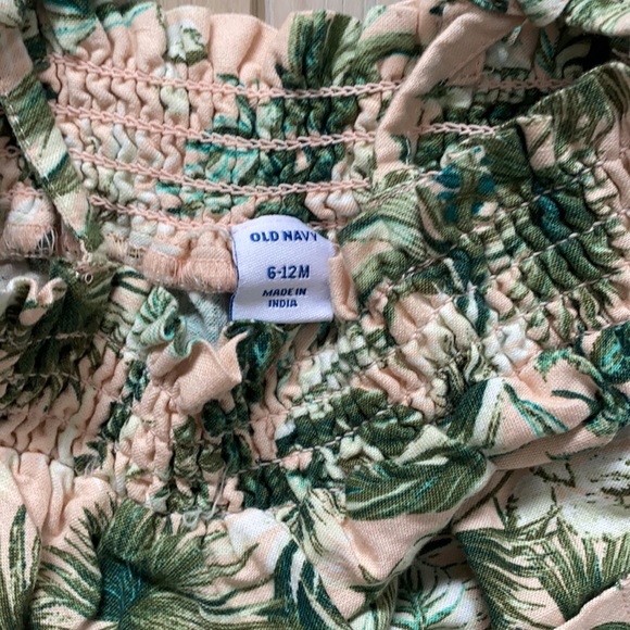 Old Navy Baby Girl 6-12 One Piece - Picture 2 of 2